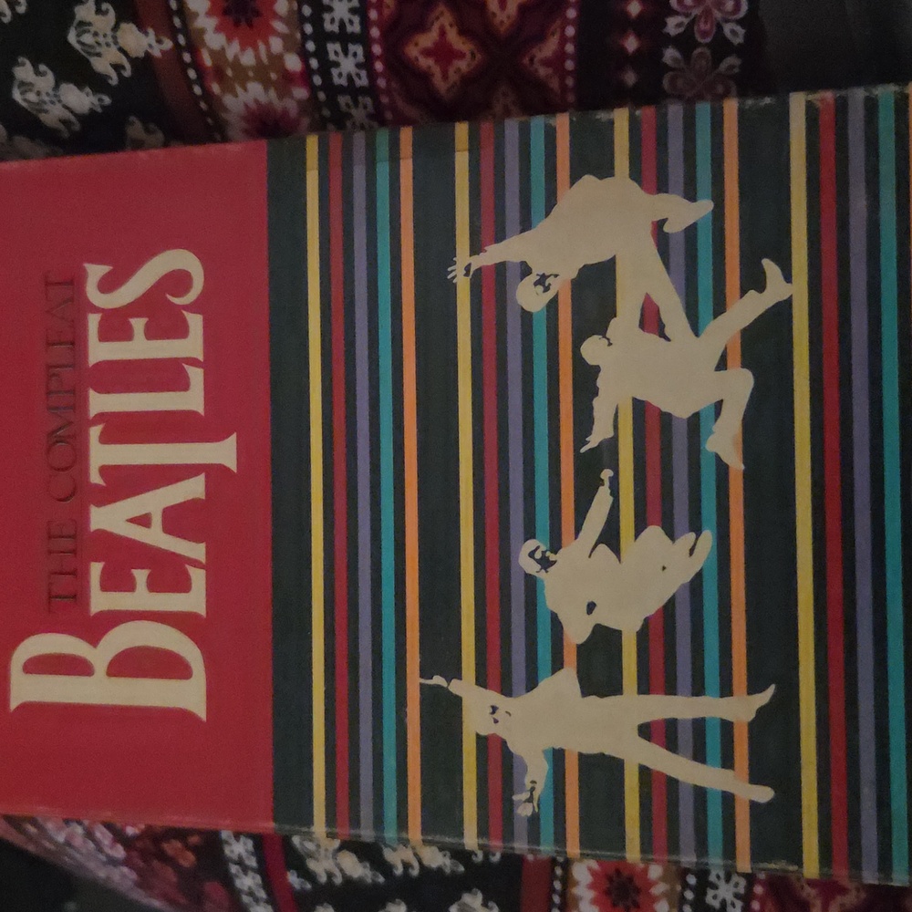 The Compleat Beatles MGM Big Box Vhs Tape 2 hour